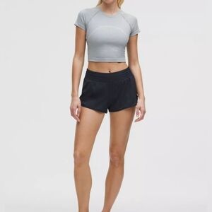 Lululemon Hotty Hot High Rise Lined 2.5"